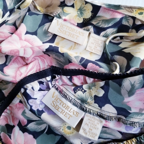 Victoria’s Secret Vintage 90s Gold Tag Floral Satin Soft Pajama Set - Picture 14 of 15